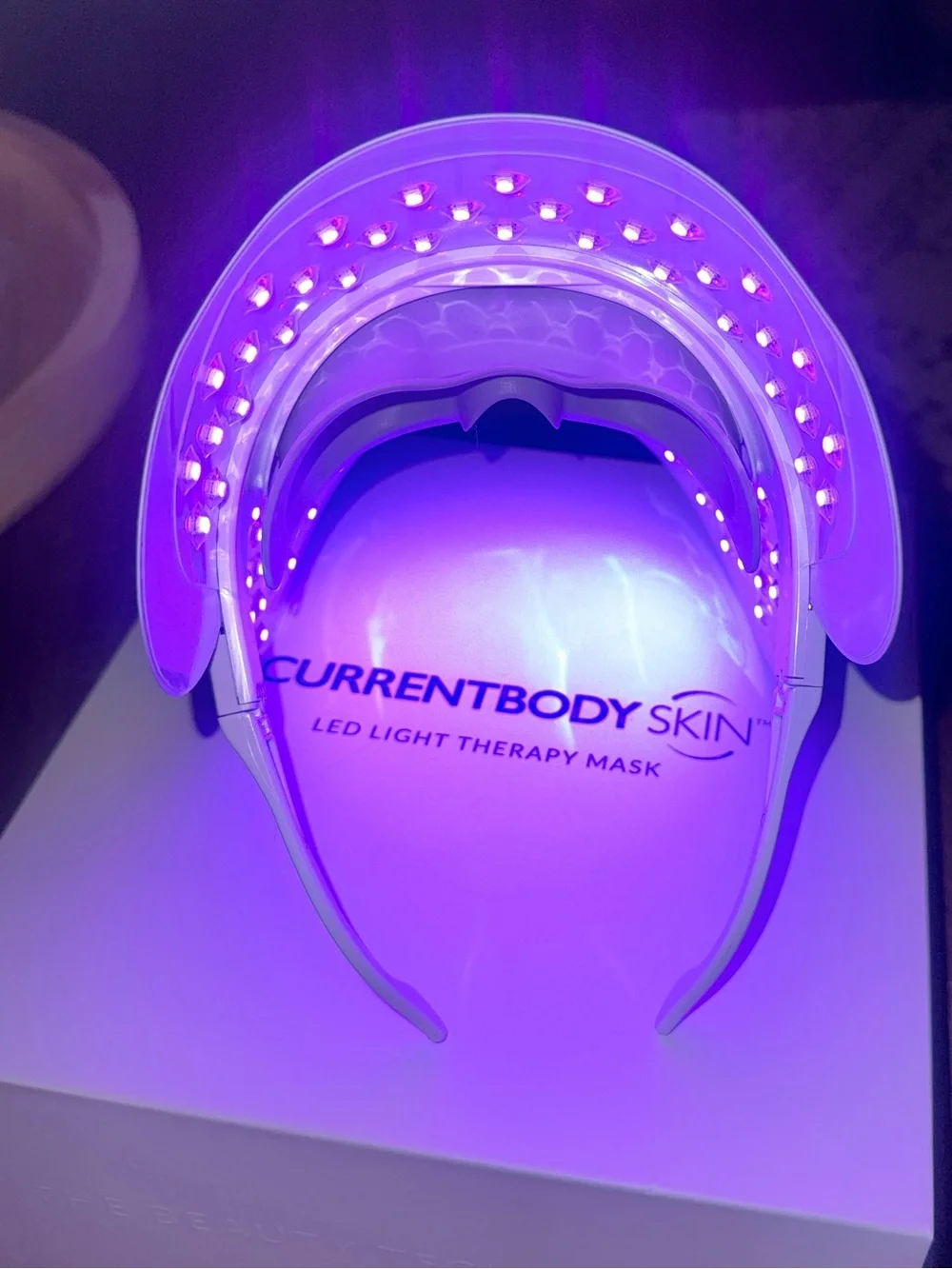 ✨🔥 Dermabeam Pro RED Light Therapy LED Mask - with Eye protection, CORDLESS